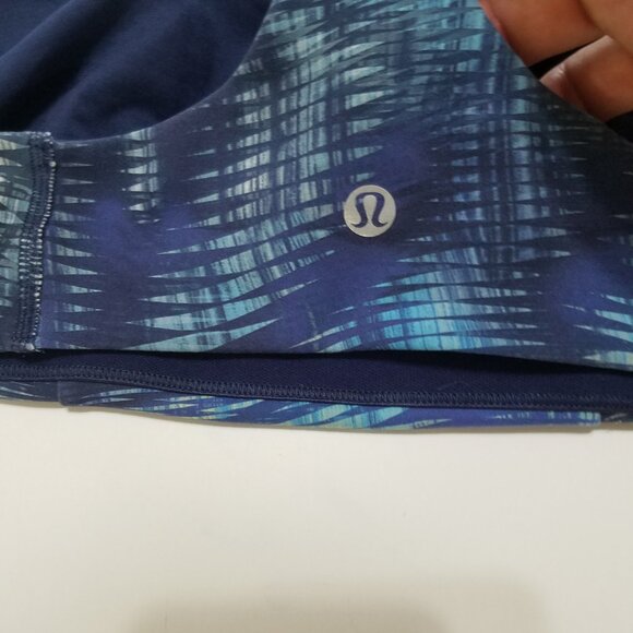 Lululemon Sports Bra Size 8 - Picture 3 of 4